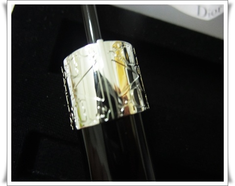 【Dior】讓睫毛很有存在感的360度電動睫毛膏~