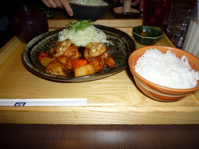 大戶屋: 日本來的美味日式定食!
