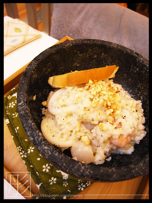 西門町找食-阿毛石鍋燉飯
