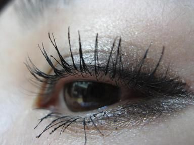 MAYBELLINE媚比琳快捷性感貓眼濃俏防水睫毛膏 HELLO KITTY限量款