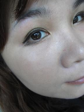 MAYBELLINE媚比琳快捷性感貓眼濃俏防水睫毛膏 HELLO KITTY限量款