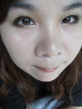 MAYBELLINE媚比琳快捷性感貓眼濃俏防水睫毛膏 HELLO KITTY限量款
