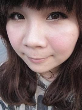 香奈兒 2010 耶誕限量彩妝 斜紋軟呢腮紅 桃紅星砂#17