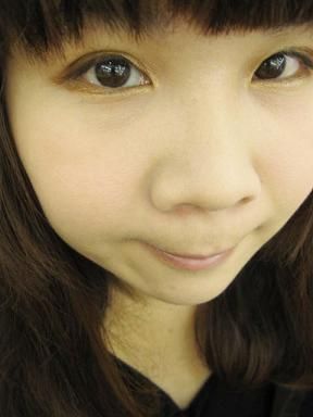 ettusais艾杜紗美束濃密捲睫彩
