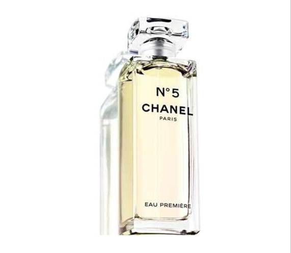 充滿傳奇的Chanel N°5