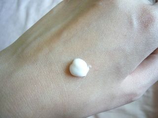 MAC妝前乳液