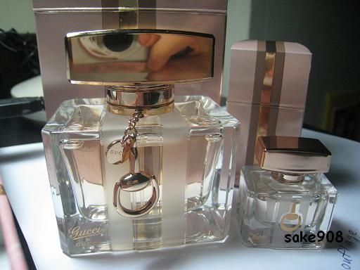 GUCCI by GUCCI女性淡香水+MAC Kitty腮紅試色