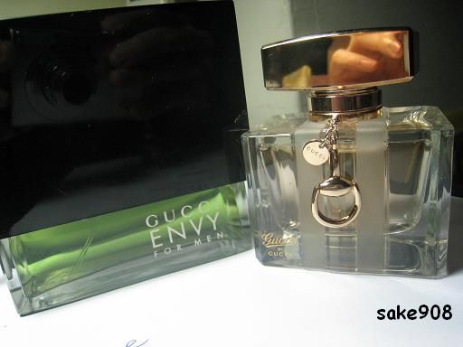 GUCCI by GUCCI女性淡香水+MAC Kitty腮紅試色