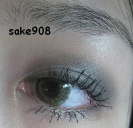 漸層感灰x白眼影+玻璃裸唇