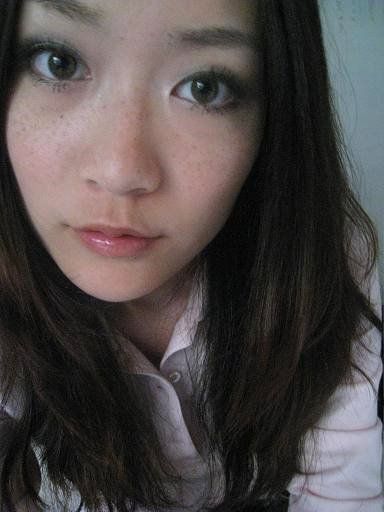 漸層感灰x白眼影+玻璃裸唇