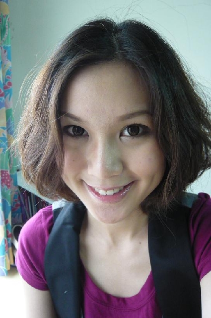 Weep 提亮眼部遮瑕棒 + 極光無瑕肌粉底液