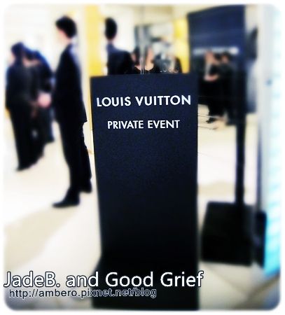 【展 】Louis Vuitton《Faces Of Tambour》經典影像展。
