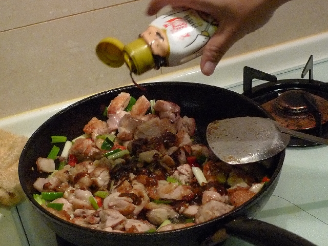 輕鬆打發全家人的好料理!鐵板胡椒雞!
