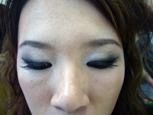 LM燕尾妆破解版~XD - 刘小天 、 小眼睛大世界