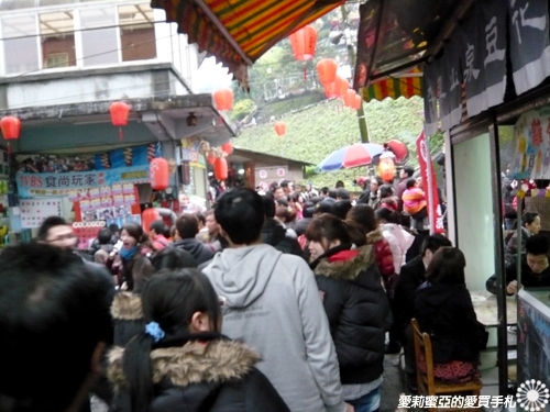 虎年祈福放天燈∼ 放了二個天燈求好運!