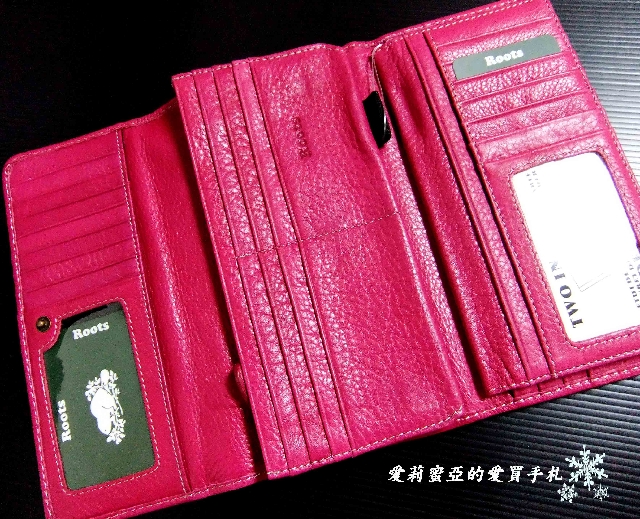 民國100年之新年禮物Part 2 ~ Roots 桃色招財皮夾