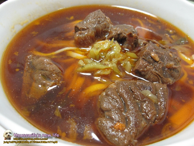 合購美食∼試吃品:純純牛肉麵