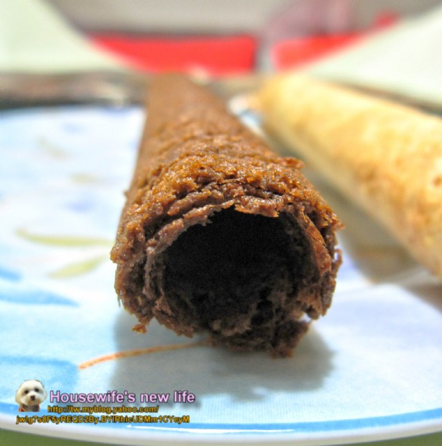 合購美食∼試吃品:台灣好茶舖複合式商店《手工蛋捲》