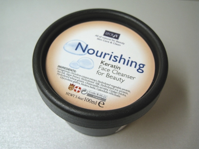 RECH18 Nourishing 煥顏回春潔容霜