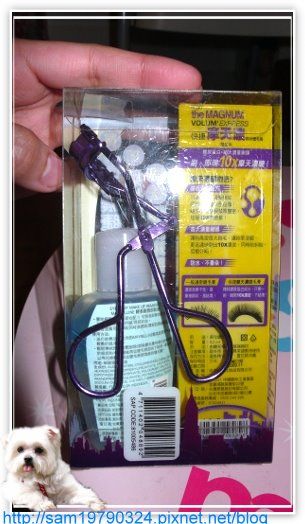 摩天濃睫毛膏特惠組 ∼ 發現Maybelline睫毛夾也好好用喔!