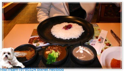 MAC水感底妝教學+mister Donut巧克力草莓波堤+魔法咖哩