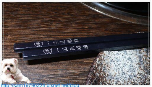 寒流來襲,讓『一品花雕雞』暖暖妳的身子吧!
