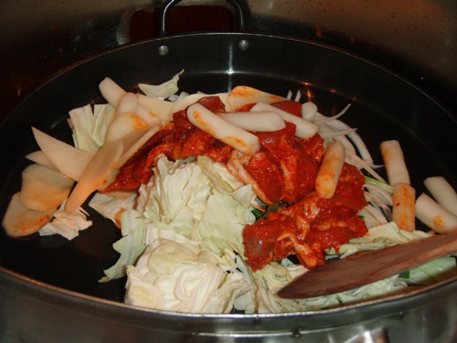 【食記】台中柳家辣炒雞排-達卡比