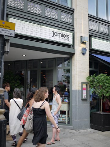 倫敦 JAMIE OLIVER 奧利佛義大利餐廳 和逛倫敦超市喔 看多便宜