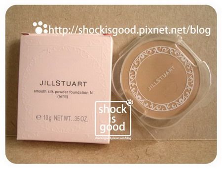 有遮瑕效果的雪紡紗妝效。Jill Stuart 雪紡無瑕粉餅【By Shockisgood】