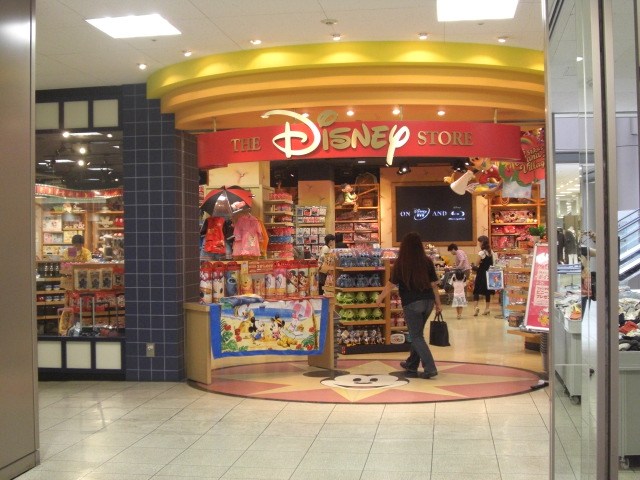 今天又去shopping mall