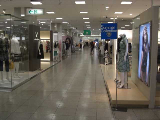 今天又去shopping mall