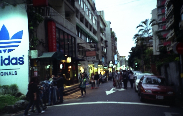 數位VS傳統~~LOMO風格