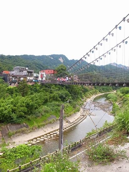 『旅遊』十分車站。天燈與人潮一樣多