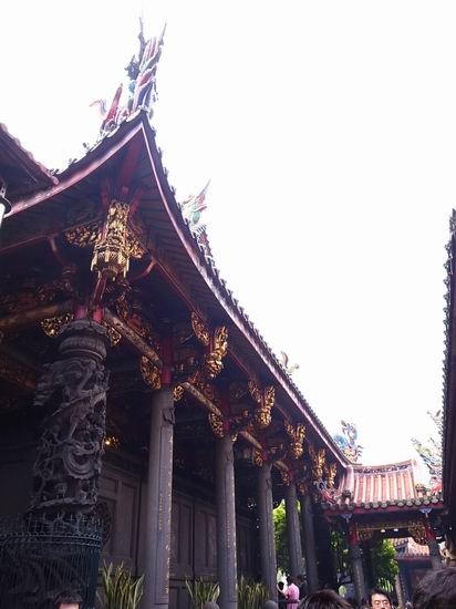 『旅遊』台北。龍山寺香火鼎盛