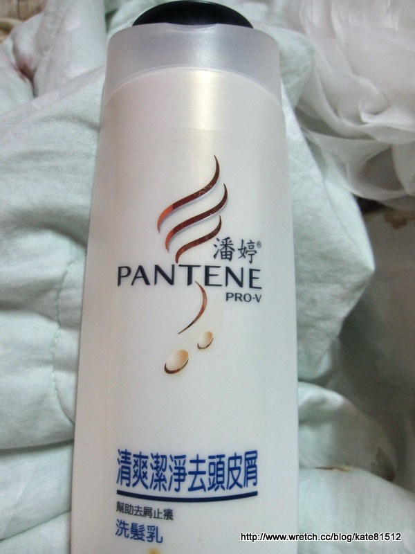 近期超愛用的洗潤護∼潘婷精準修護系列