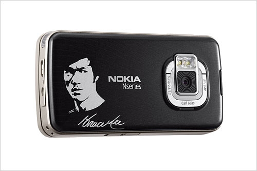 向一代武術宗師李小龍致敬的Crossover潮手機-Nokia N96 Bruce Lee限定版