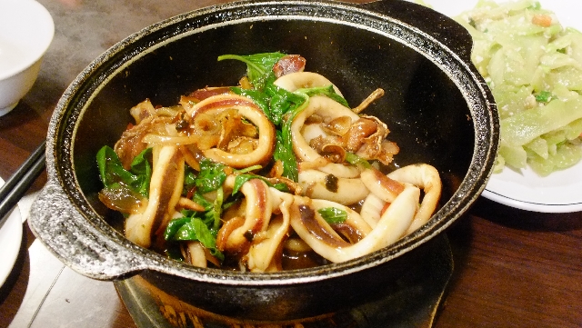 〔食記〕景美夜市.芭樂ㄟ店熱炒.朋友相聚的好所在