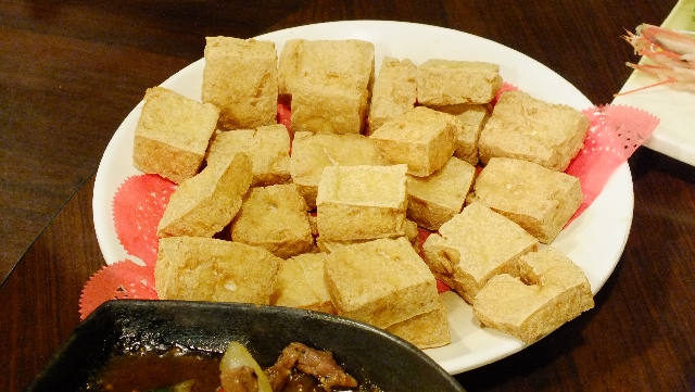 〔食記〕景美夜市.芭樂ㄟ店熱炒.朋友相聚的好所在