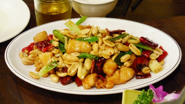〔食記〕景美夜市.芭樂ㄟ店熱炒.朋友相聚的好所在