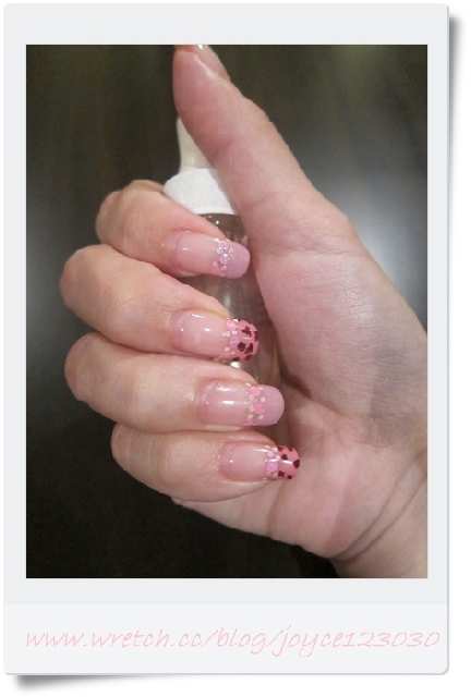 Nails 粉色乳牛光療&Wee`p 指甲蜜