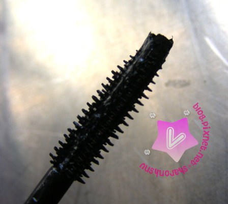 RIMMEL magnif` eyes mascara 濃密睫毛膏