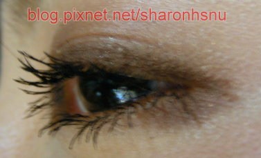 RIMMEL magnif` eyes mascara 濃密睫毛膏