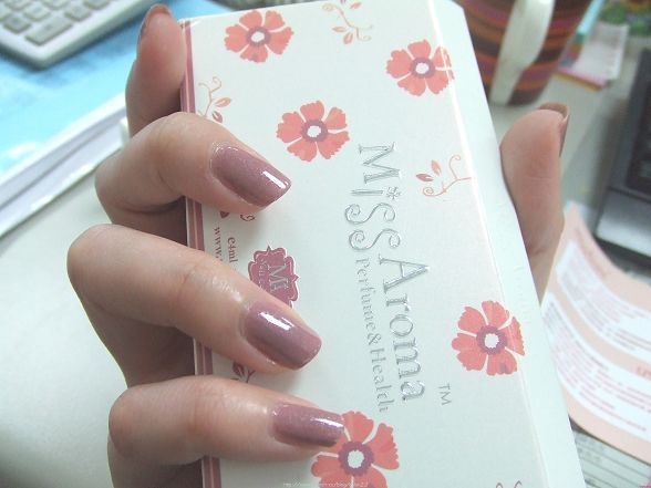 【美甲】版友詢問度很高的Miss Aroma 限定組心得