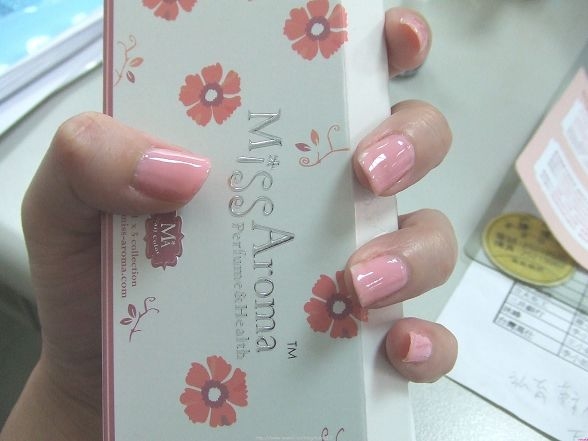 【美甲】版友詢問度很高的Miss Aroma 限定組心得