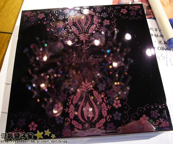 雙子星妝容分享~GUERLAIN嬌蘭 伏爾加公主眼唇彩盤