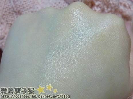 雙子星試用報告:雪晶靈DNA黑鑽夜間修護精華(新品上市)
