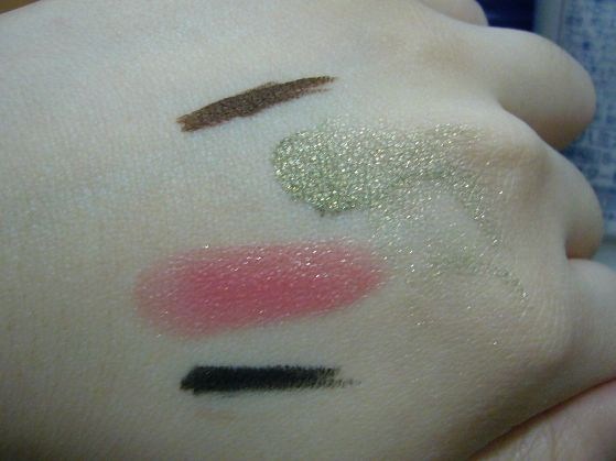 是卸妝品也是保養品?BEAUTY TALK美人語多效氧氣潔膚慕絲