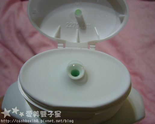 雙子星試用報告~施巴PH5.5潔膚露,PH3.8衛生護潔露