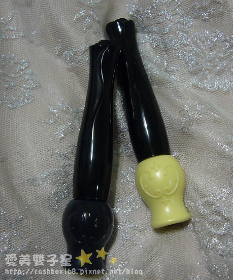 雙子星愛用品~ANNA SUI魔幻晶亮防水眼線液,好用!