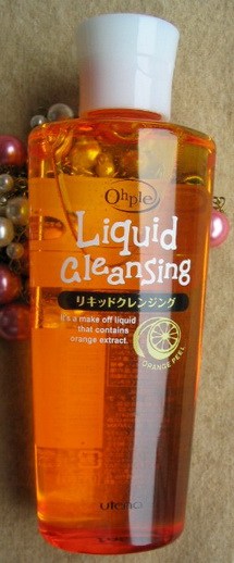 utena 天然香橘深層卸妝液、去角質洗面乳